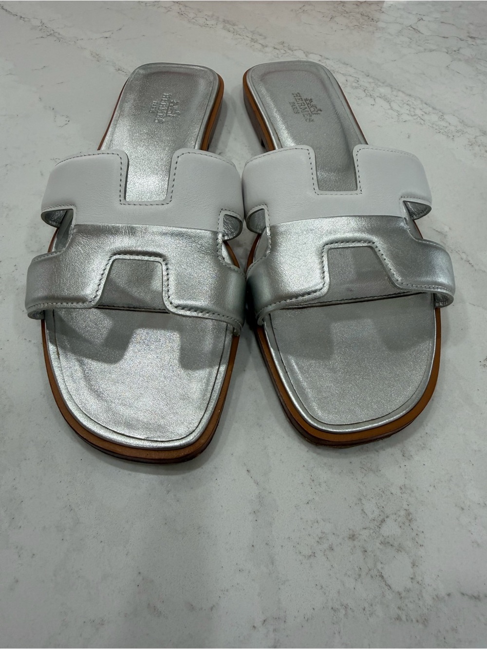 Authentic Hermes Oran Sandals • Rare Metallic Edition • Size 40 - Picture 2 of 11